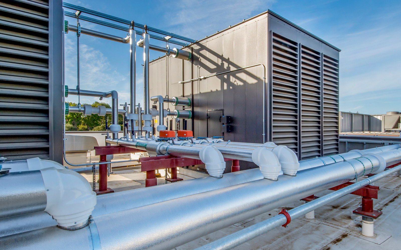 MM International Hero 3